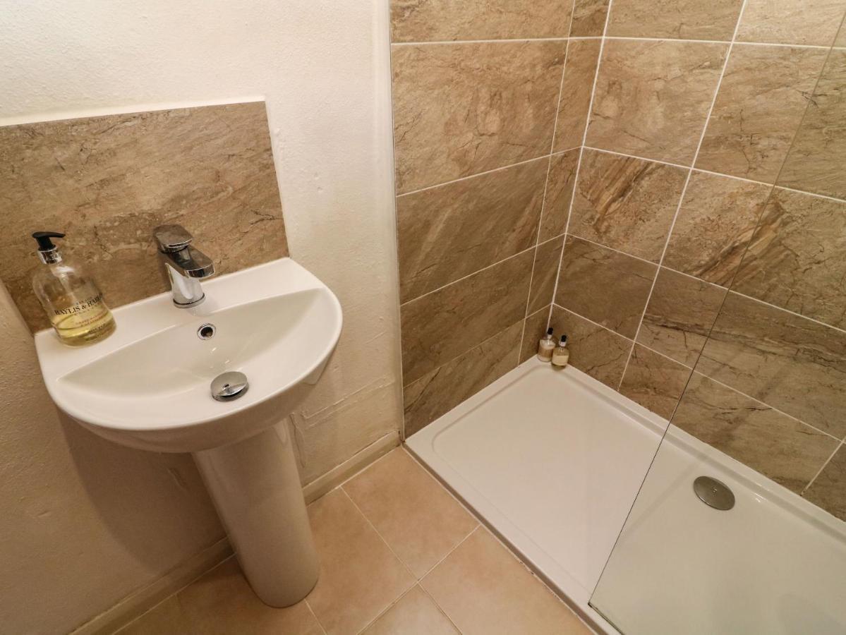 Courtyard Cottage Киркби-Лонсдейл Экстерьер фото